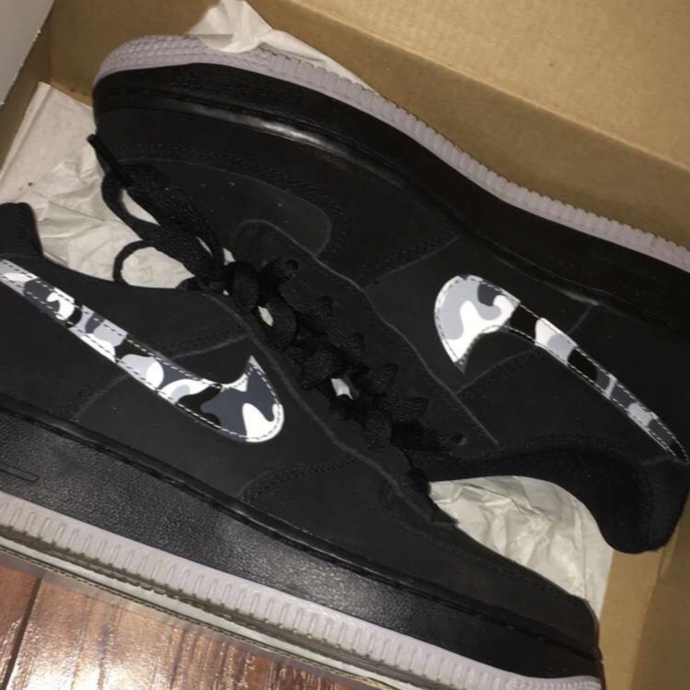 Nike Air Force 1